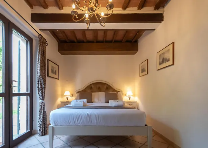 Regina 4*